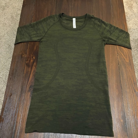 Lululemon Swiftly Tech Long Sleeve Crew Neck Top Thumb Holes Dark Olive Green - Picture 11 of 11